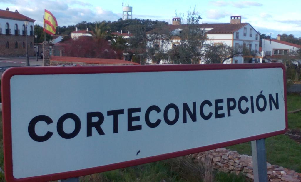Гостьовий будинок La Casa Del Cura Corteconcepcion Екстер'єр фото